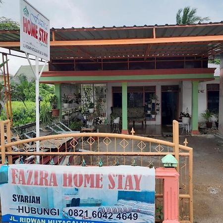 Oyo 91477 Fazira Home Stay Syariah Sibolga Luaran gambar