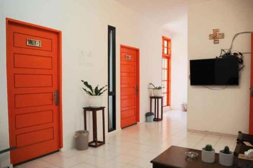 Oyo 91477 Fazira Home Stay Syariah Sibolga Luaran gambar