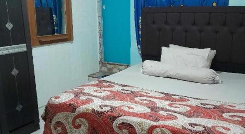 Oyo 91477 Fazira Home Stay Syariah Sibolga Luaran gambar